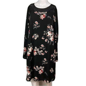 Isabel Maternity Dress Womens Sz S Black White Floral Bell Sleeve Shift‎ Lined